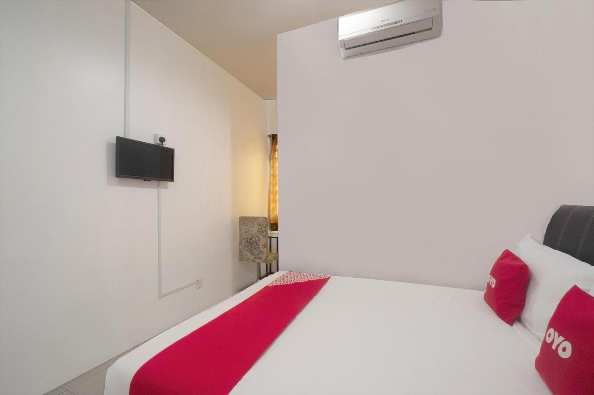 Oyo 91089 Motel Fasa 2B 세리 만중 외부 사진