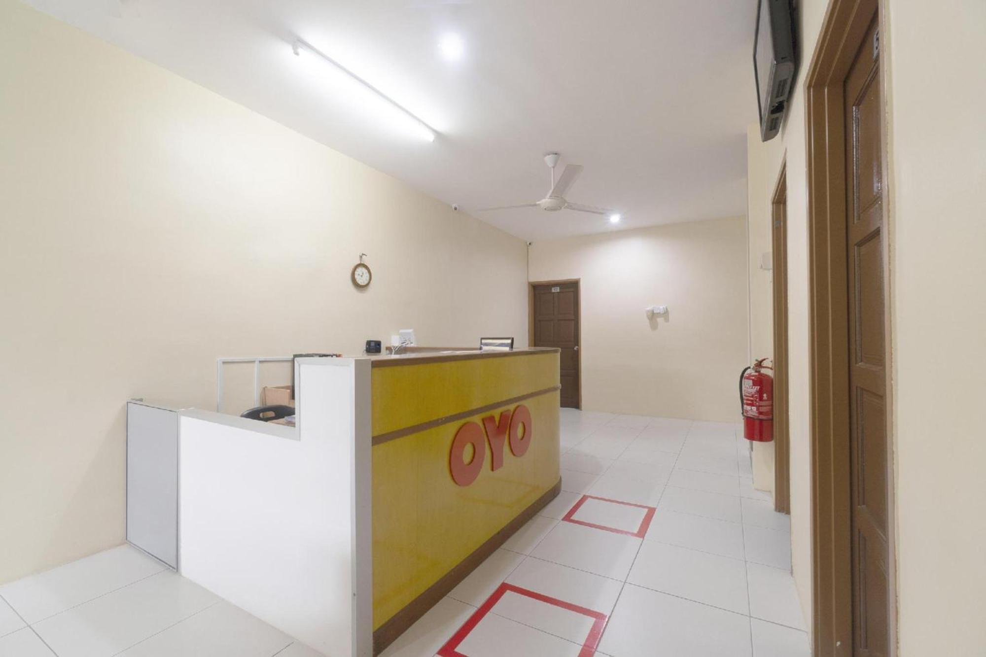 Oyo 91089 Motel Fasa 2B 세리 만중 외부 사진