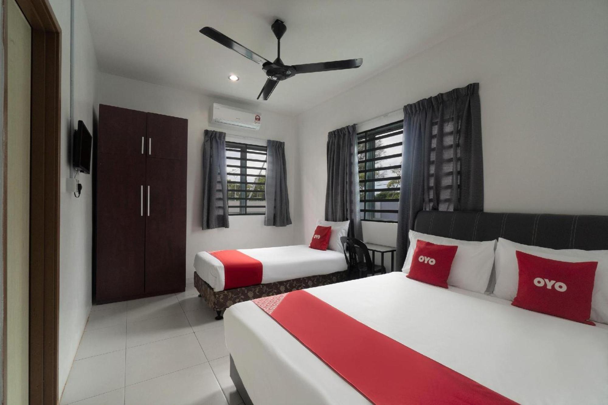 Oyo 91089 Motel Fasa 2B 세리 만중 외부 사진